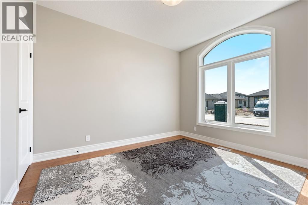 159 Craddock Boulevard Property Photo 8