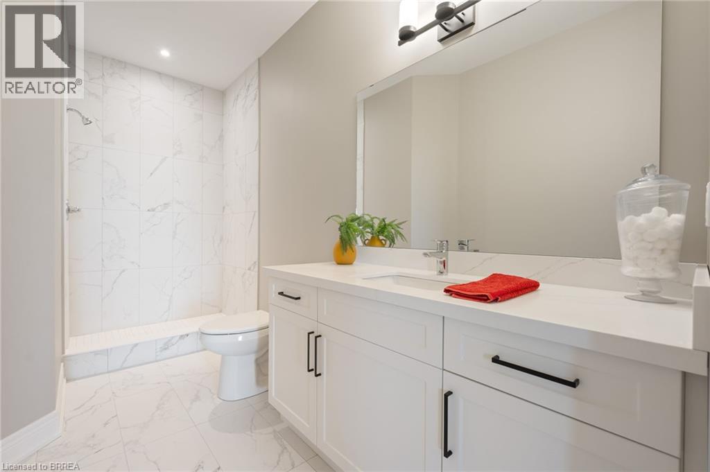 159 Craddock Boulevard Property Photo 11