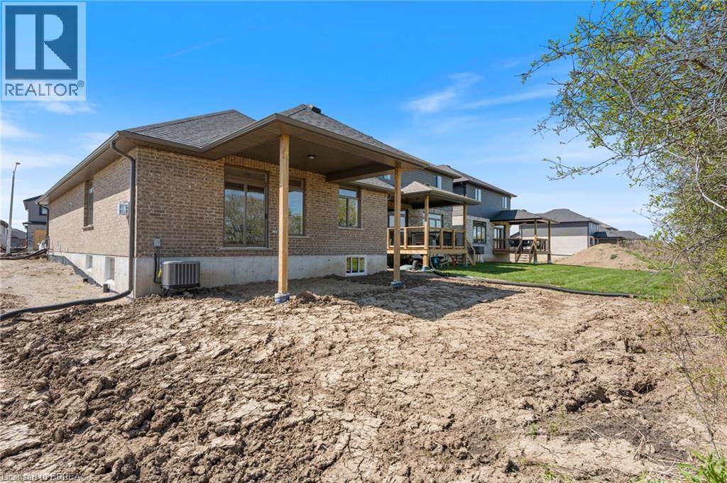 159 Craddock Boulevard Property Photo 12