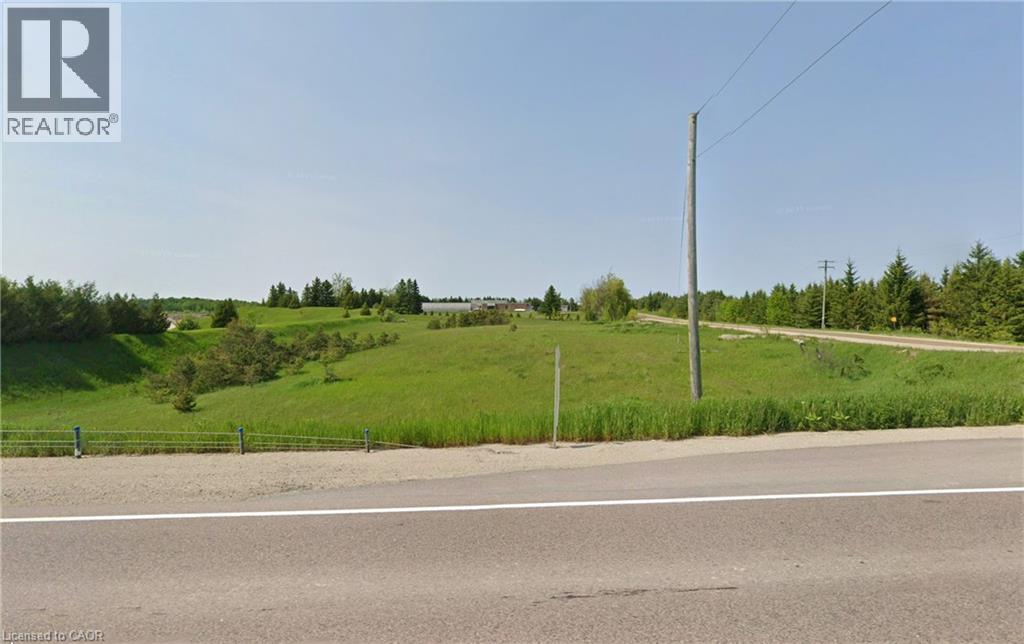 0 - 2nd Line E Property Photo 2