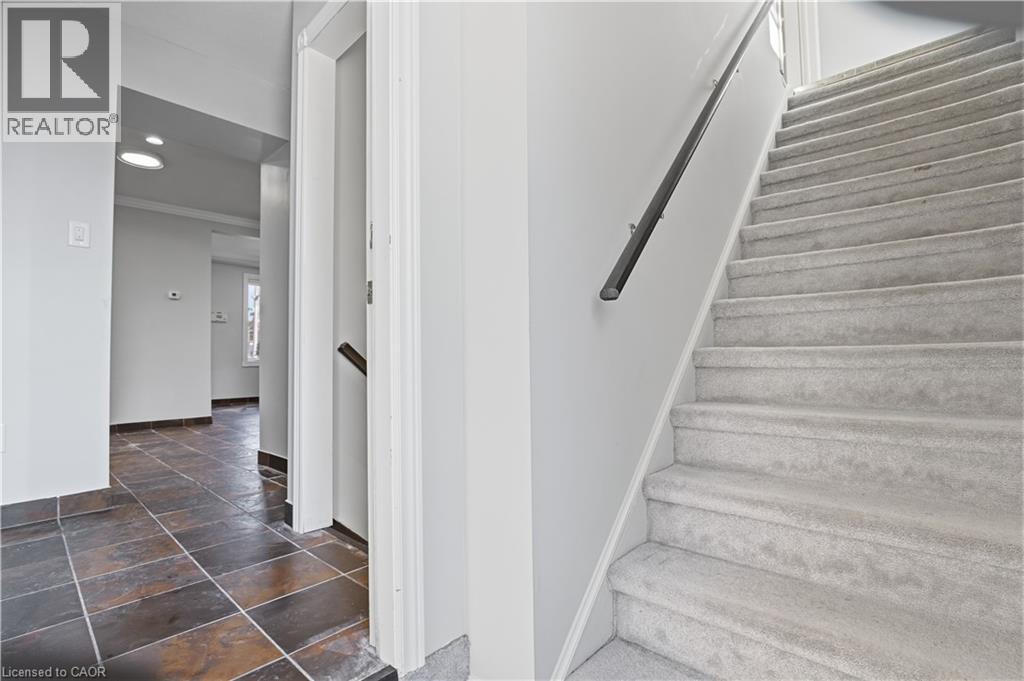 1270 King Street E Property Photo 17