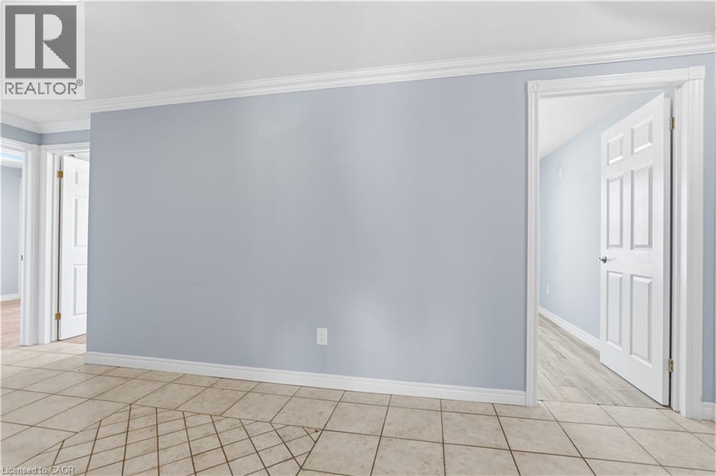 1270 King Street E Property Photo 19