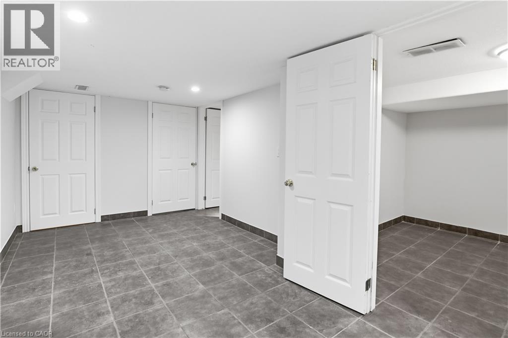 1270 King Street E Property Photo 37
