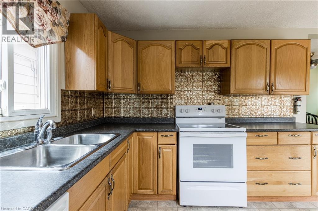 810 Tate Avenue Property Photo 10
