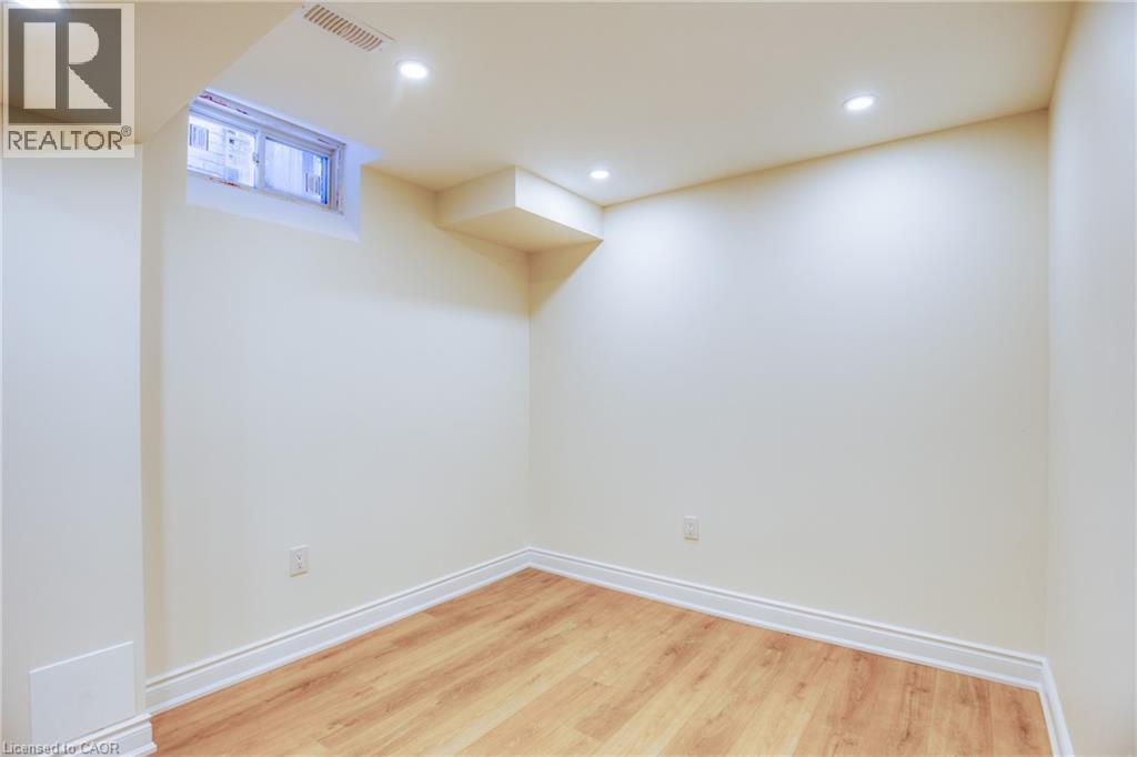 5557 Oscar Peterson Boulevard #bsmt Property Photo 8
