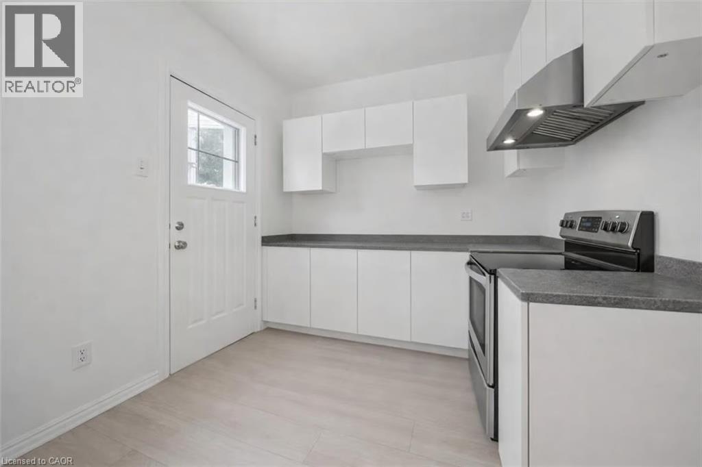 136 Paisley Street Property Photo 3