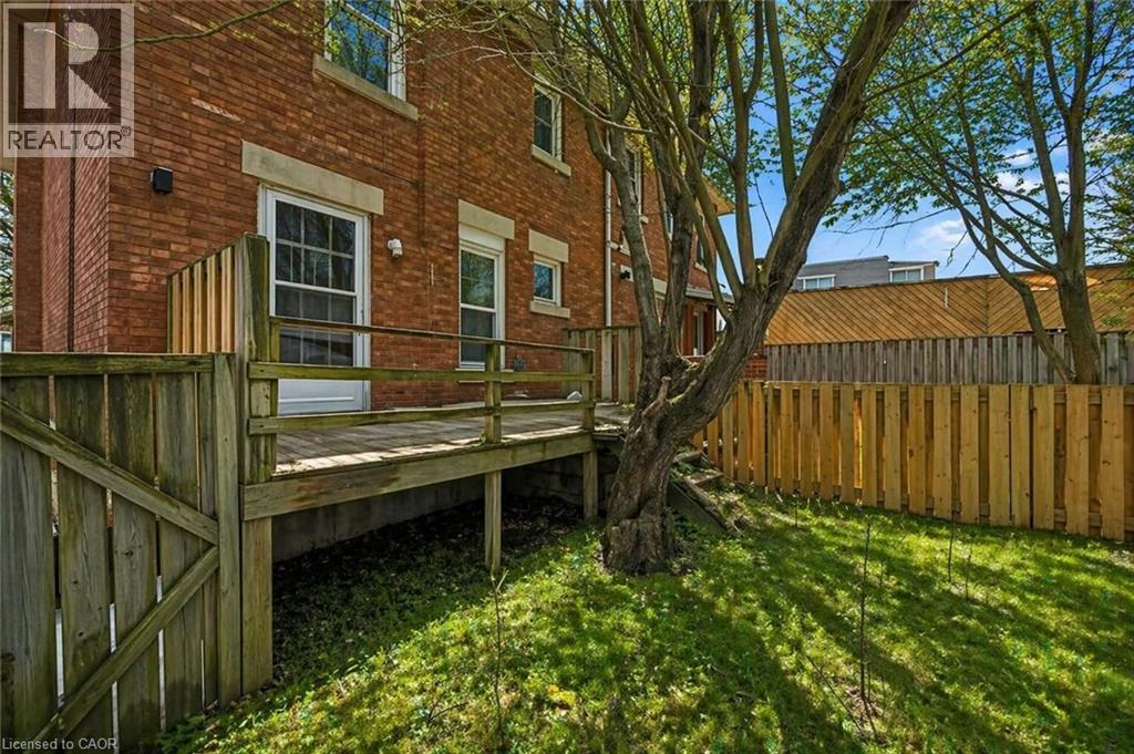 136 Paisley Street Property Photo 12