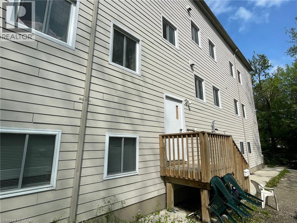 5 FRONT Street