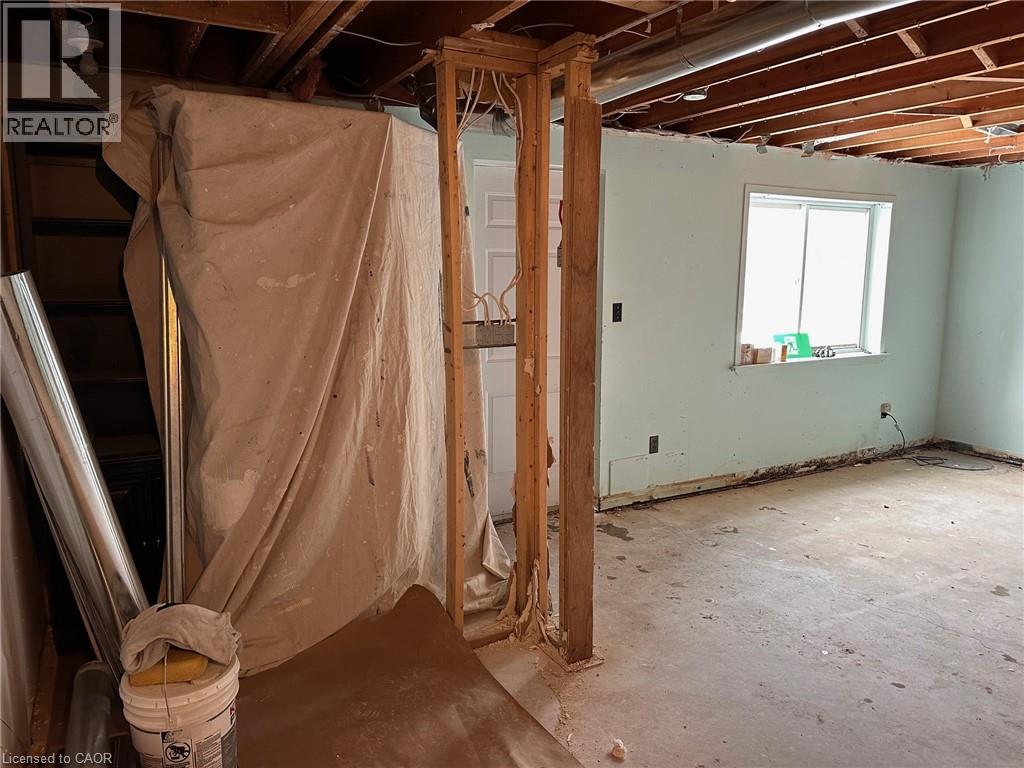 28 Brock Road #b Property Photo 11