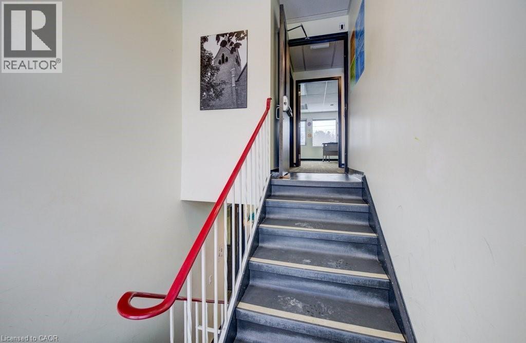 354 E Charles Street E Property Photo 20