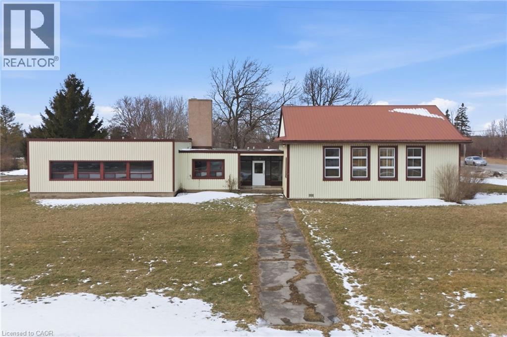 10611 Highway 3 Property Photo 3