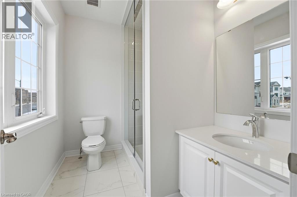 132 Settlers Road E Property Photo 18