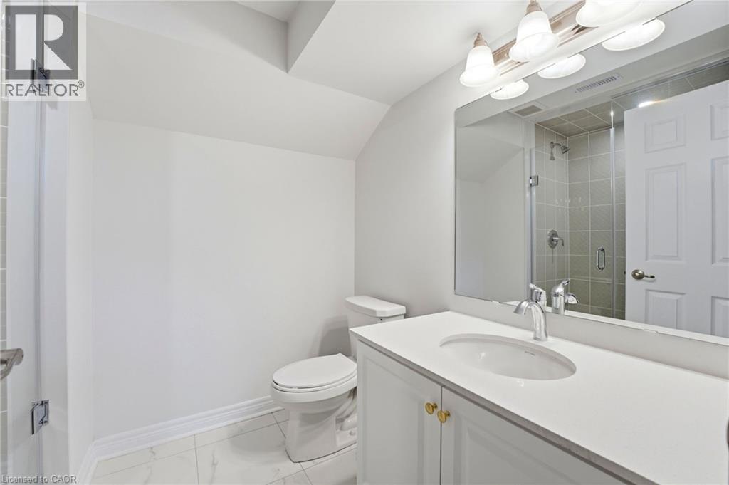 132 Settlers Road E Property Photo 26
