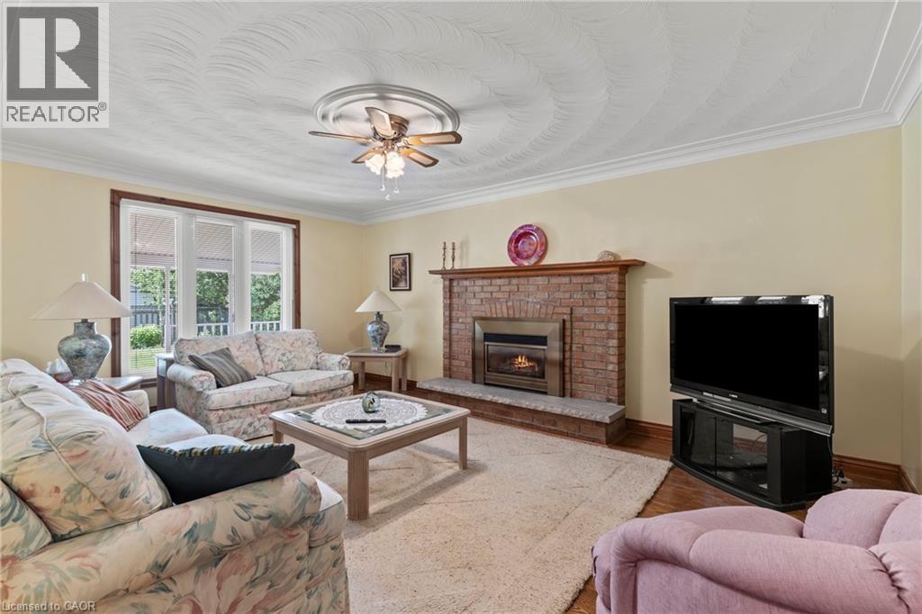 67 The Promenade Property Photo 8