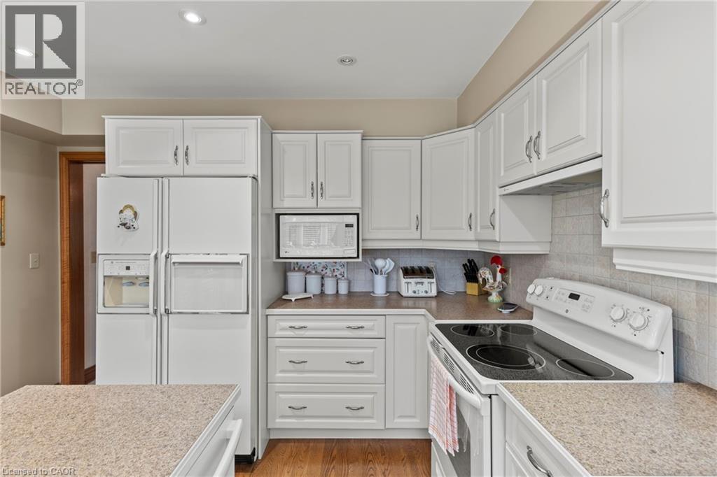 67 The Promenade Property Photo 13