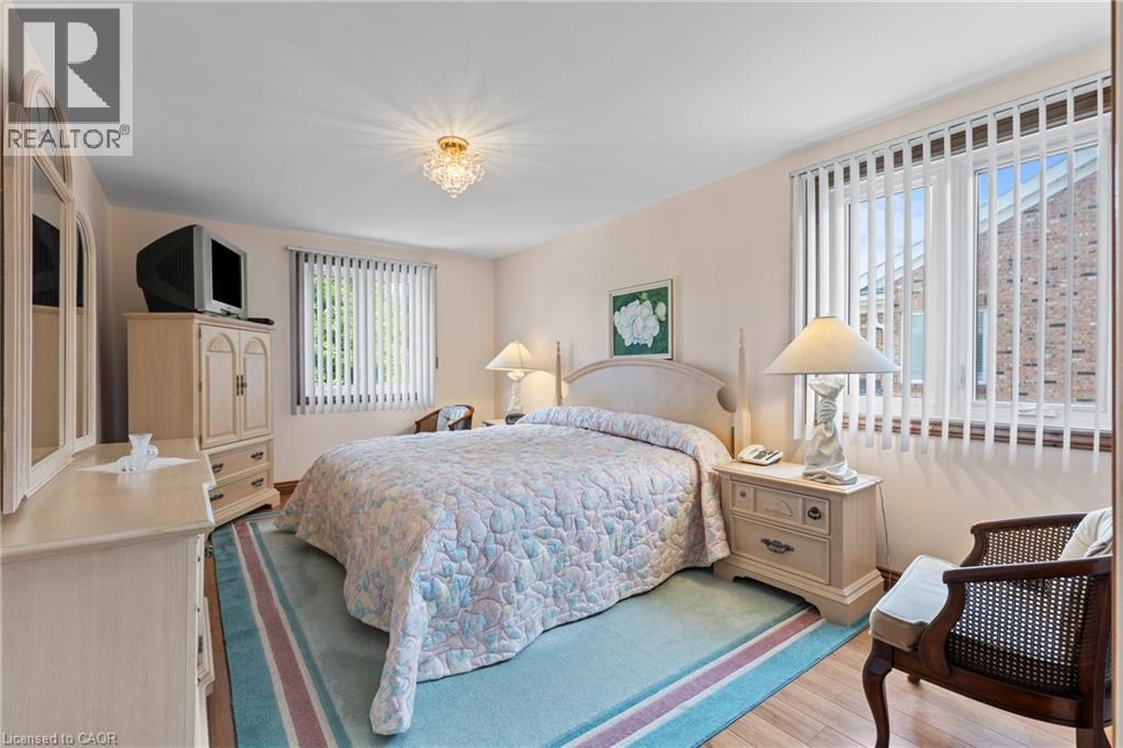 67 The Promenade Property Photo 17