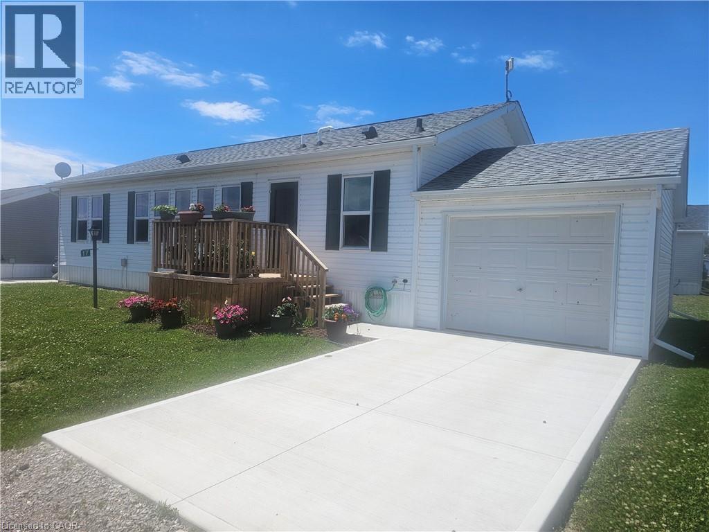 17 BENT WILLOW Court Property Photo 1