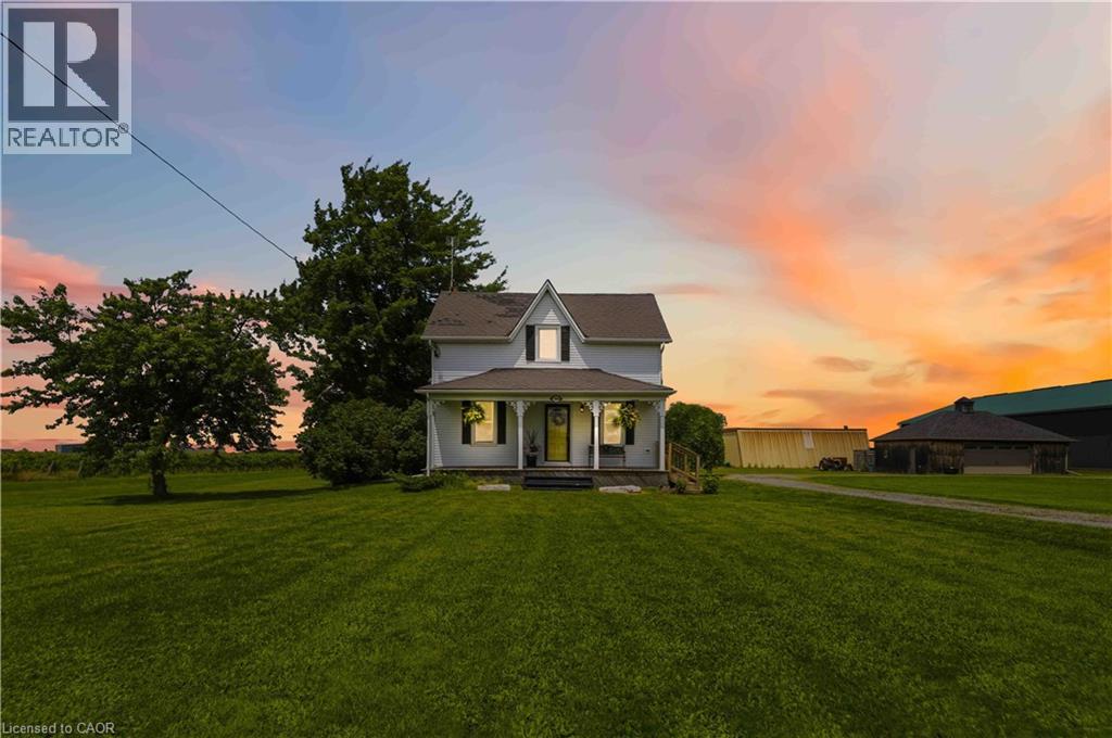 594 Niagara Stone Road Property Photo 1