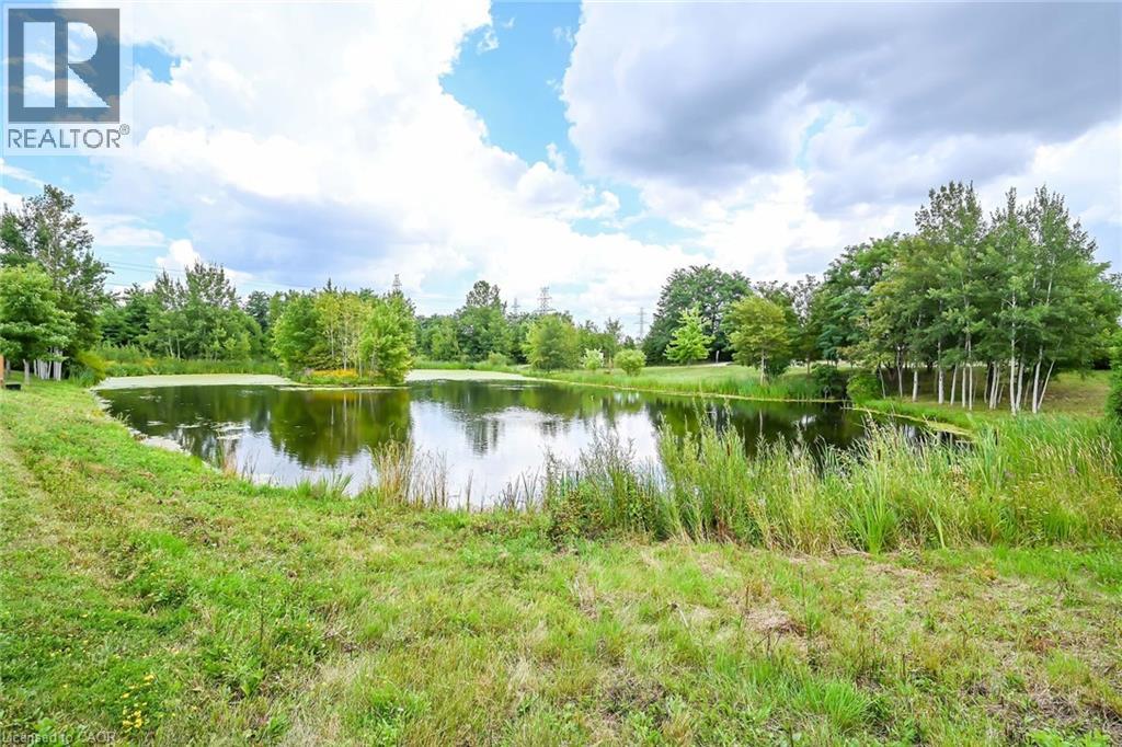 76 Abbotsford Trail Property Photo 49