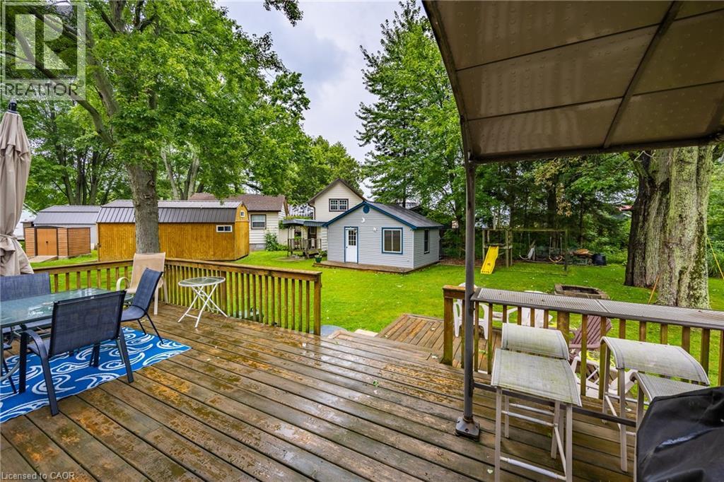 306 Cedar Drive Property Photo 8