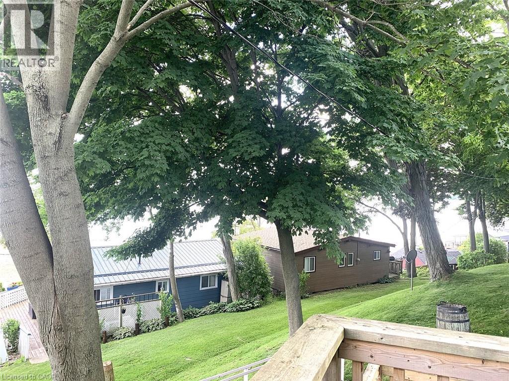 43 Bucks Park Property Photo 3