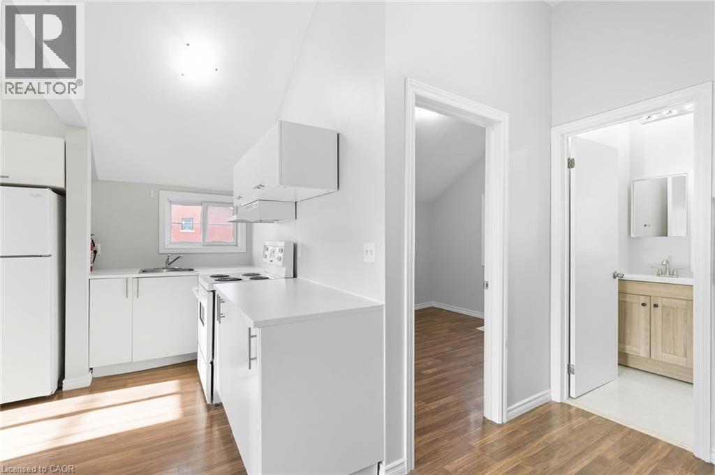 2 Windsor Street Unit# 2 Property Photo 6
