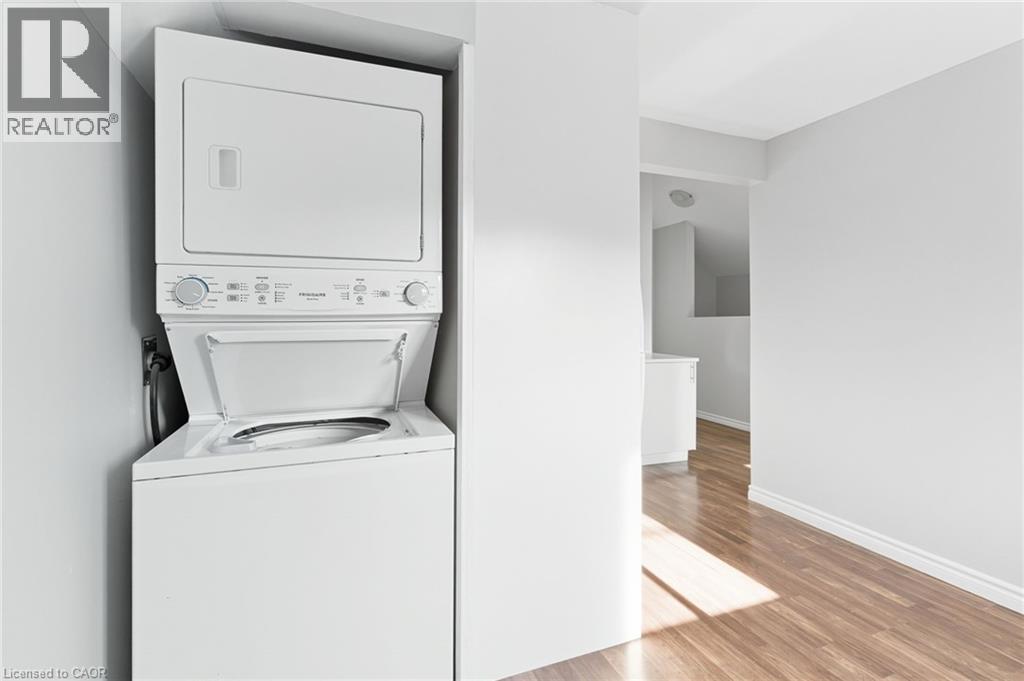 2 Windsor Street Unit# 2 Property Photo 12