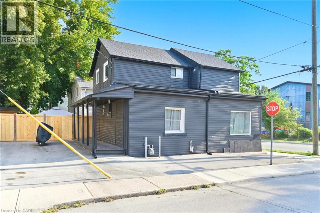 2 Windsor Street Unit# 2 Property Photo 17