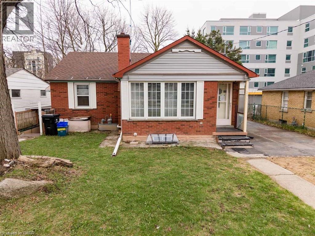291 ALBERT Street Property Photo 1