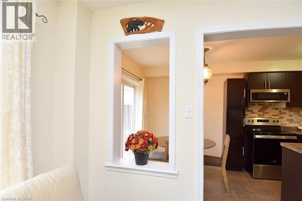 9 Lynch Crescent Property Photo 7