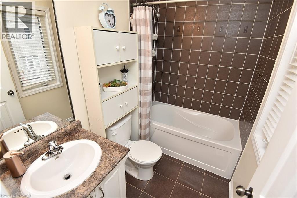9 Lynch Crescent Property Photo 26