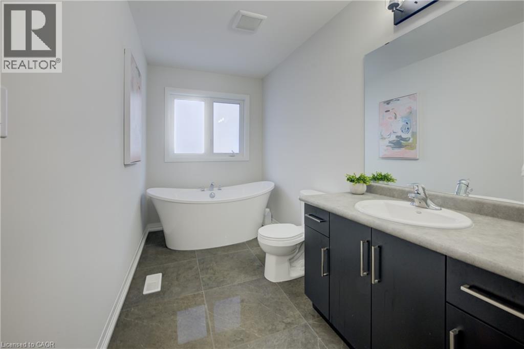 36 Alicia Crescent Property Photo 39
