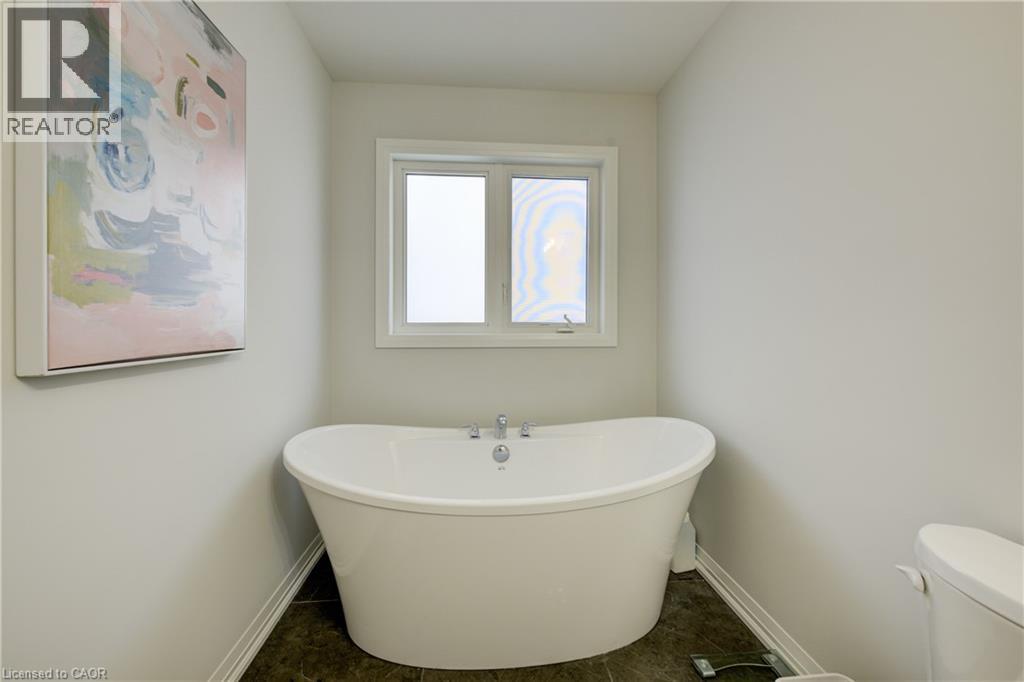 36 Alicia Crescent Property Photo 40