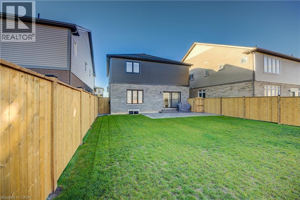 36 Alicia Crescent Property Photo 45