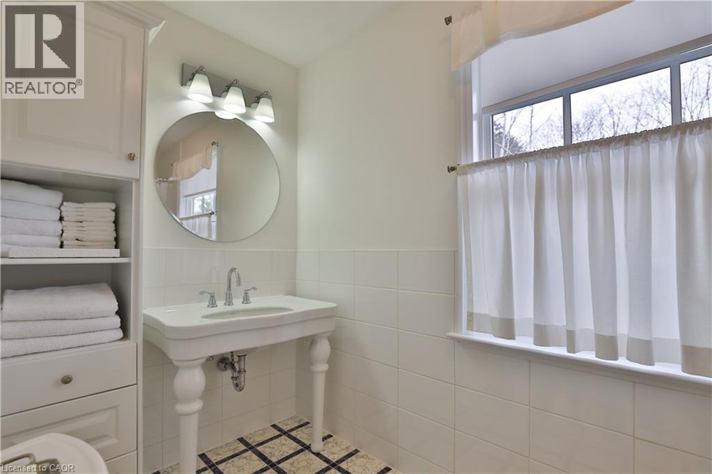 1268 Hillhurst Road Property Photo 36