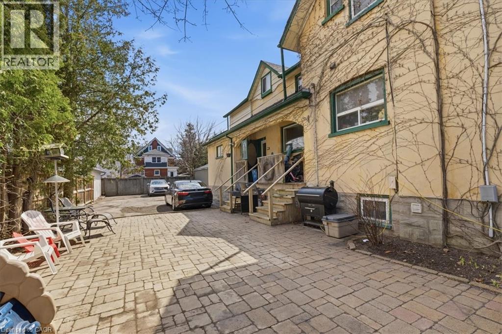 31 Bingeman Street Property Photo 35