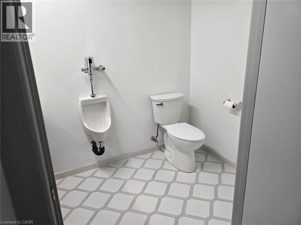 145 Lancing Drive Property Photo 8