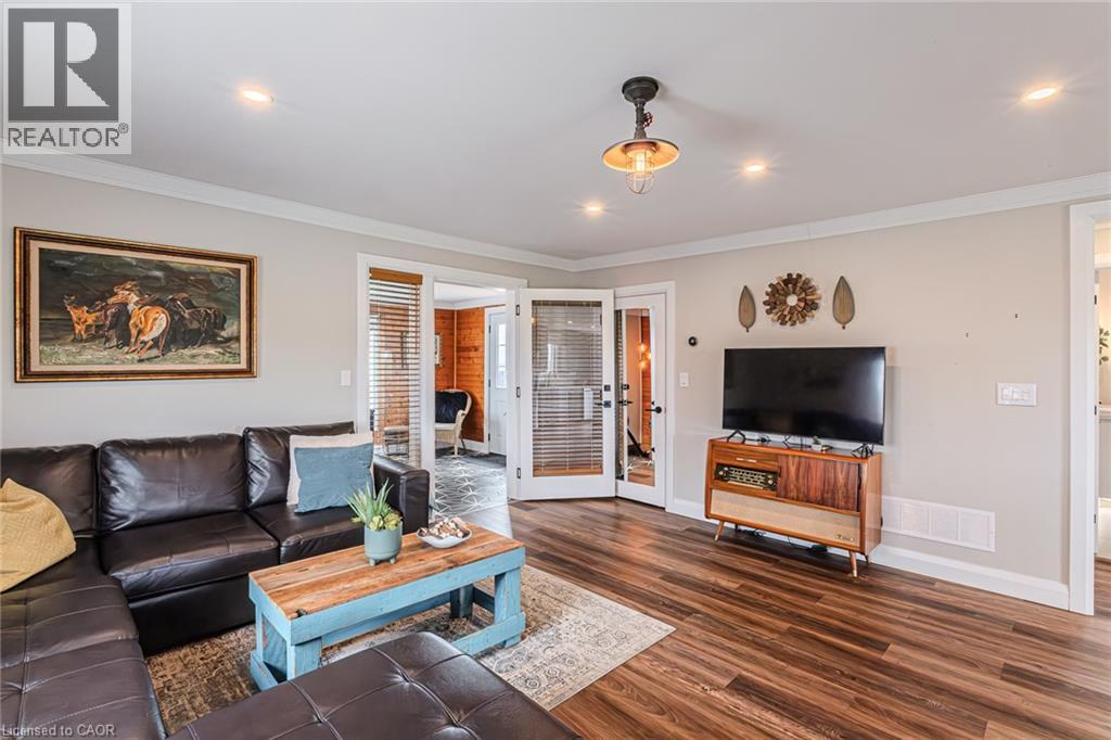 1231 Lakeshore Road Property Photo 14
