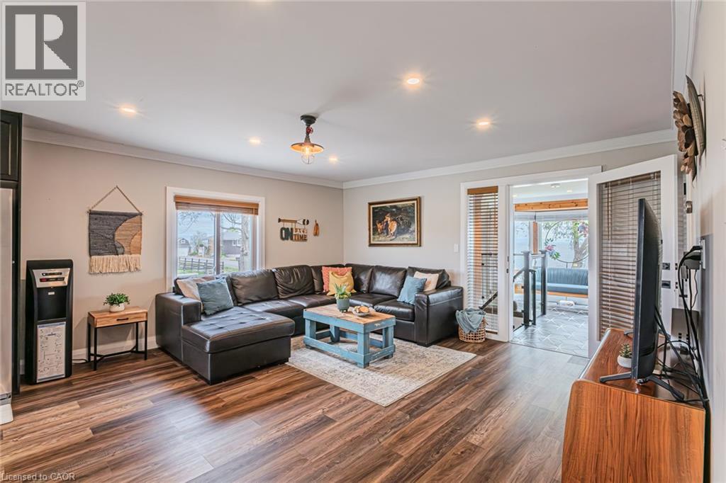1231 Lakeshore Road Property Photo 16