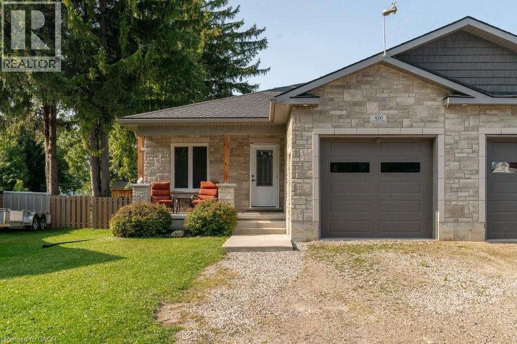 420 Victoria Street Property Photo 1