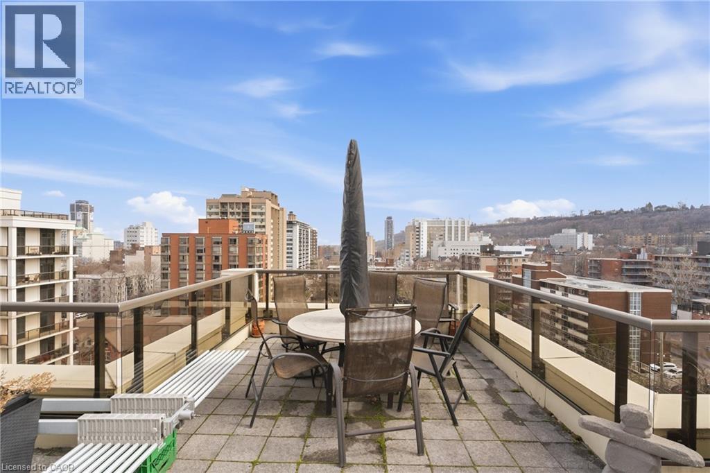 90 Charlton Avenue W Unit# Ph1 Property Photo 37