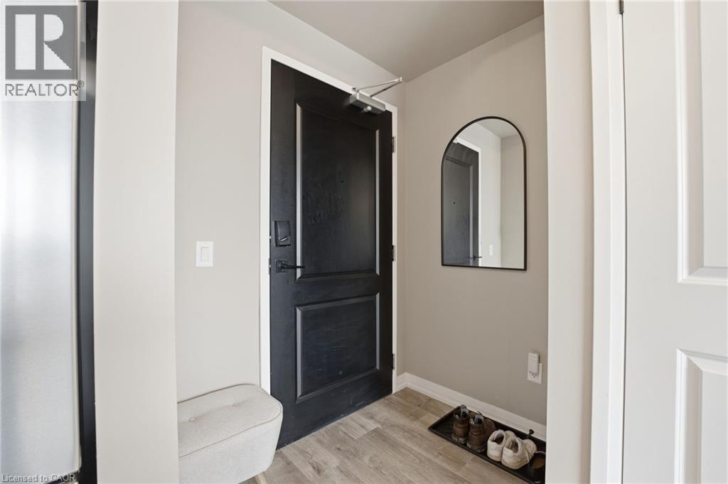 120 Springvalley Crescent Unit# 203 Property Photo 2