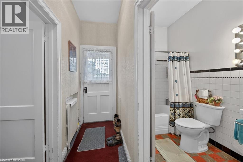 96 Barnesdale Boulevard Property Photo 16