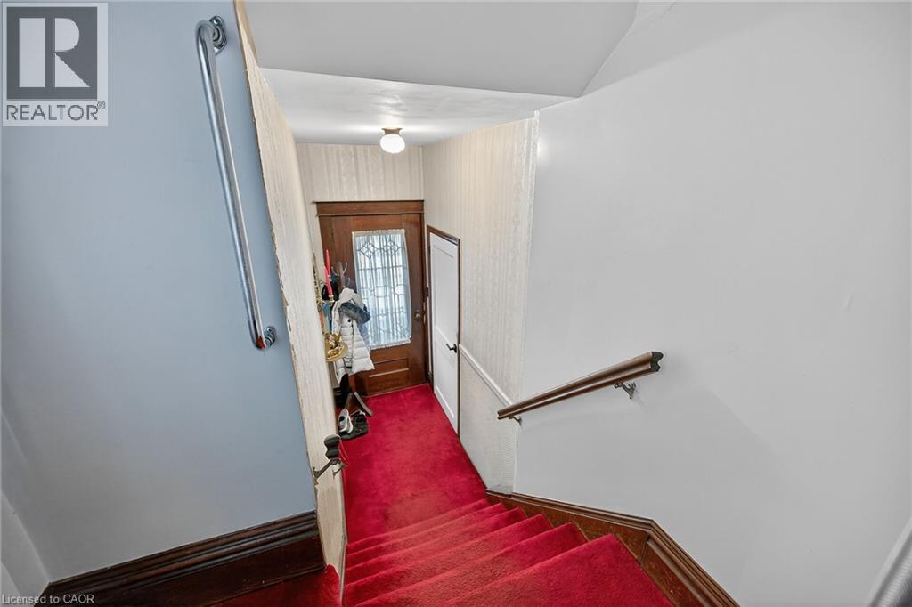 96 Barnesdale Boulevard Property Photo 32