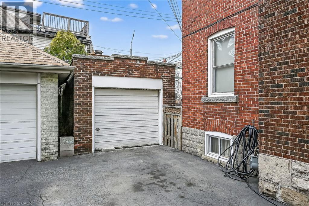 96 Barnesdale Boulevard Property Photo 39