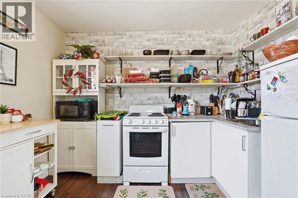 436 Mcalpine Avenue N Property Photo 12