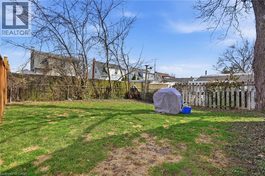 436 Mcalpine Avenue N Property Photo 16