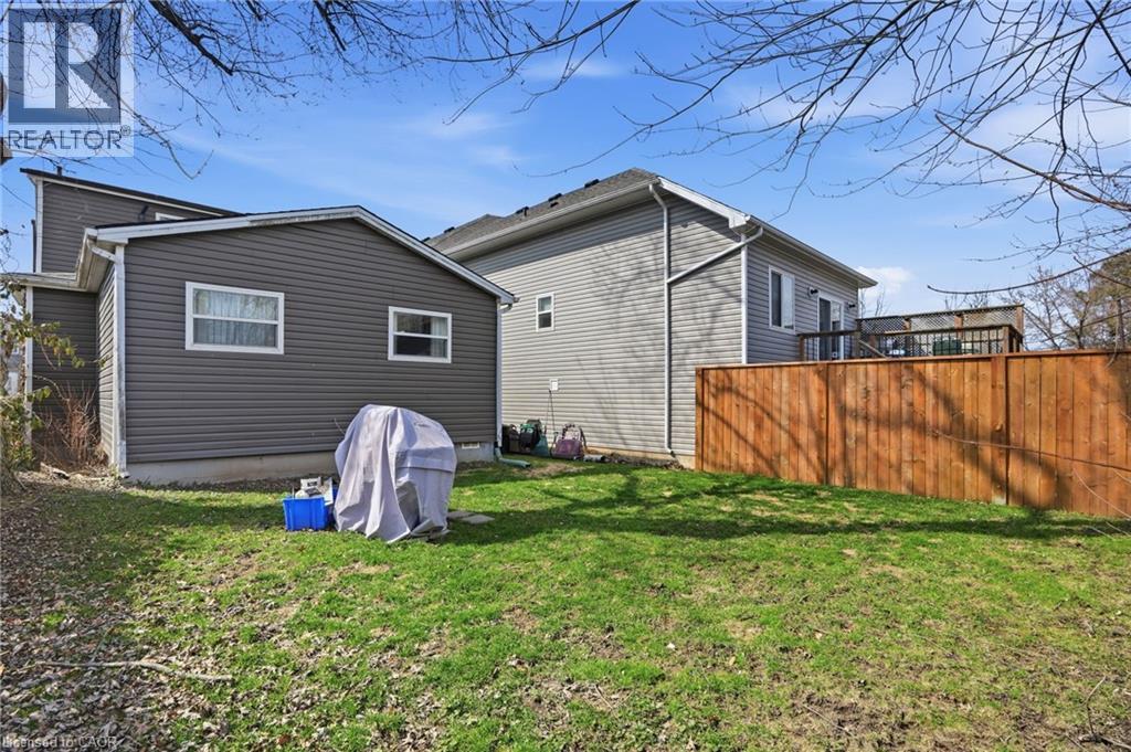 436 Mcalpine Avenue N Property Photo 17