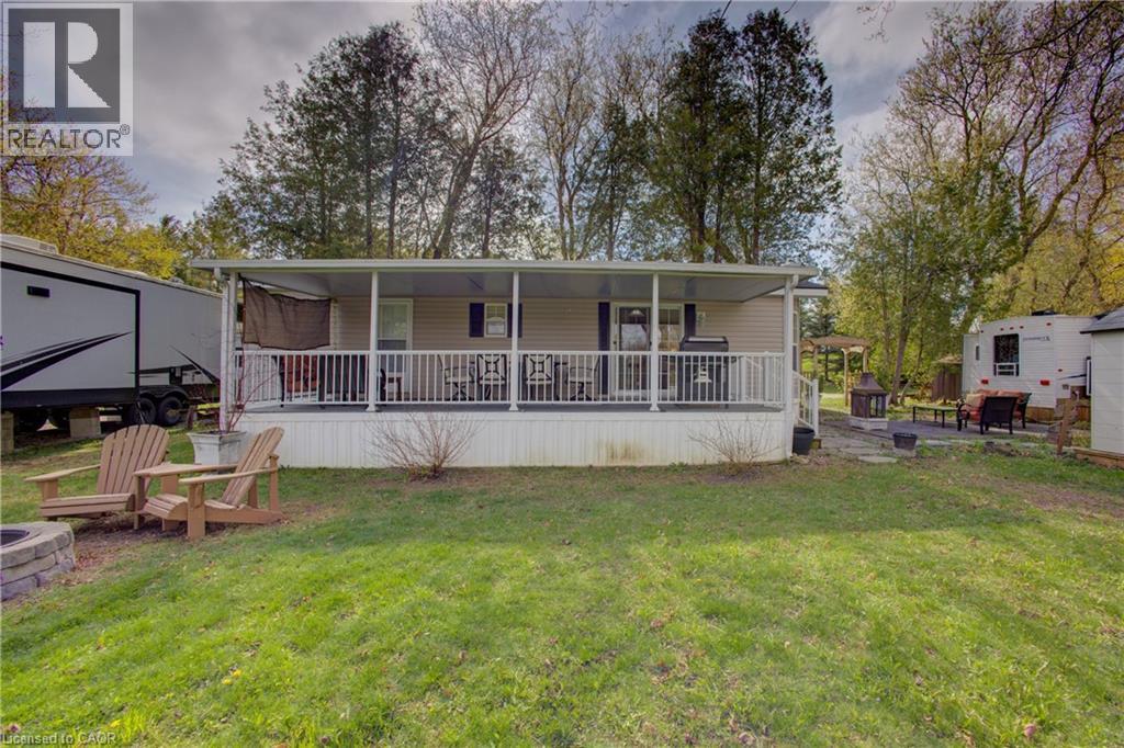 7489 Sideroad 5 E Property Photo 3