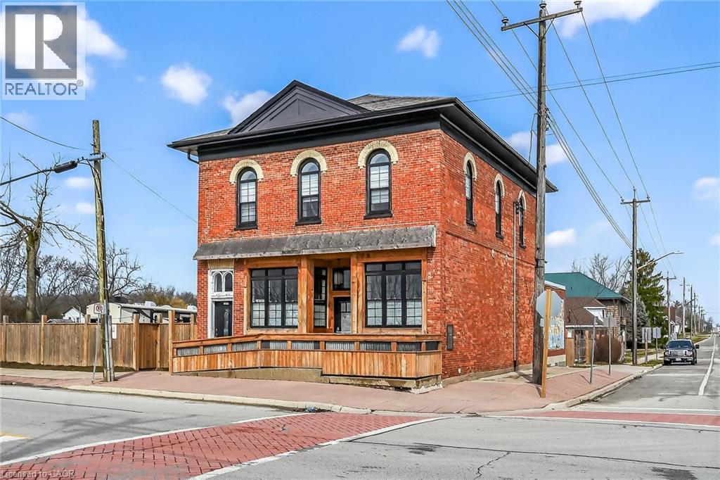 2 MAIN Street W Property Photo 1
